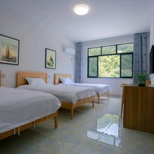 揽山客栈
