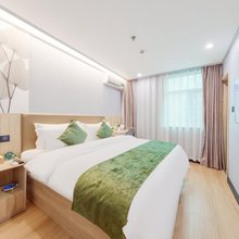 格林豪泰智选酒店(上海徐汇徐家汇宜山路地铁站店)