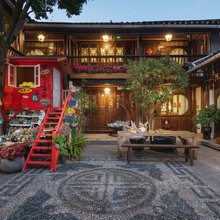 依山依市客栈(丽江古城木府店)