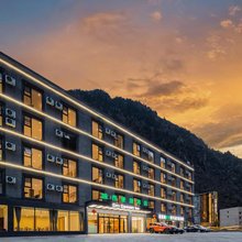 城市便捷酒店(理县毕棚沟景区理小路店)