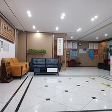 尚城假日酒店(南昌县莲塘镇澄碧湖店)