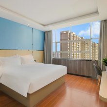 帝豪海湾酒店(深圳市国际会展中心沙蚝地铁站店)