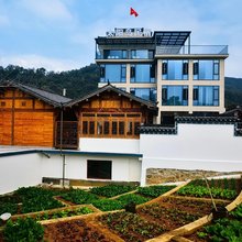 黄山市曙光太阳岛·环湖景观度假民宿(太平湖景区店)