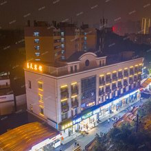 长沙乐天宾馆(长沙大学地铁站店)