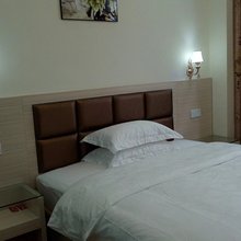 凌云云鹤大酒店