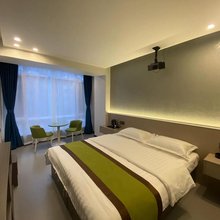 悦航酒店(沈阳桃仙机场店)