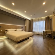 茉莉公寓(八一农大摩码店)