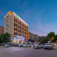 维雅曼斯酒店(东莞清溪文化广场店)