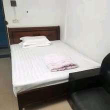 广州佰顺民宿(花都广场地铁站店)