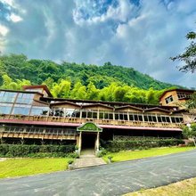 大邑芳鸣居山庄