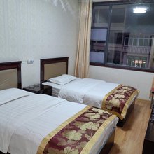 泸定宾汇商务宾馆