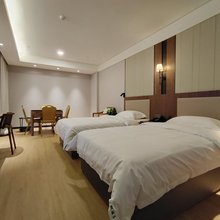 上海江枫酒店