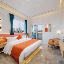 拾光设计师网红公寓(美的全球创新中心广教地铁站店)