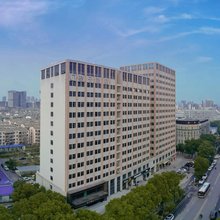 桔子酒店(武汉华师一附中大学园路店)