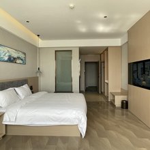 枫尚酒店(武汉薇湖路店)