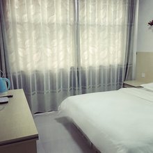 梦天鹅宾馆