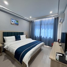 鸿鑫酒店