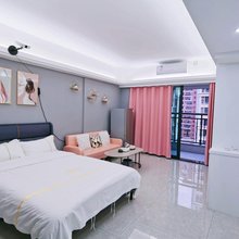 汕头万隆国际公寓(星汇广场广厦新城店)