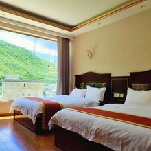 康定孙家锅庄民宿
