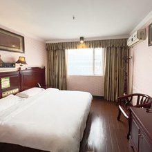 东桦酒店(广州白云机场竹料地铁站店)