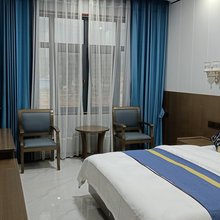 贵安商务酒店(博尚政府店)