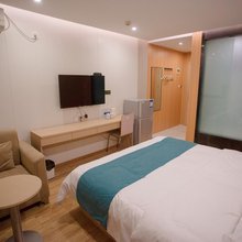 雲居精致酒店(济南高新区国际会展中心店)