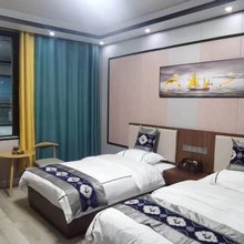 景东嘉怡酒店