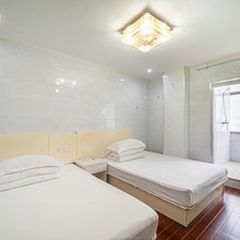 南京七彩天旅馆