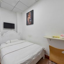 宏鑫公寓(深圳龙华清湖地铁站店)