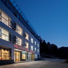南河十大碗君莱民宿(天堂寨风景区店)