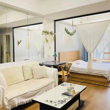 果漫公寓(济南火车站万达广场店)