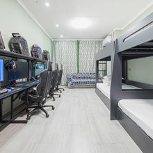 皓悦电竞酒店(南京南站店)