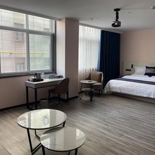 西安汇辰酒店(阎良区西飞第二中学人民医院店)