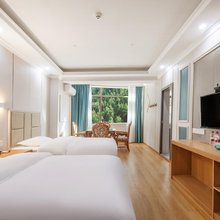 雅江雪域青城大酒店
