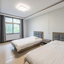 雄县华都宾馆