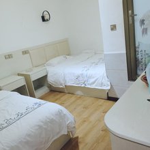 沁园旅馆(贵阳鸿通城店)