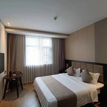 天津芦台春酒客栈