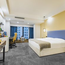 玩出名堂电竞酒店(长沙汽车南站店)