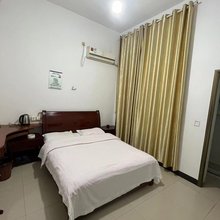 宁乡火车站鸿運宾馆