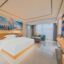 贝斯曼轻奢公寓(揭西金和店)
