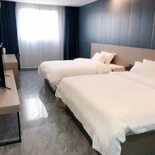 悦繁星酒店(崇皇地铁站店)