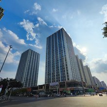 万达一号Hotel(乐山高铁站万达广场店)