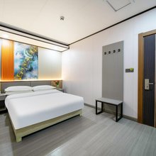 昆明贝克酒店(云大医院翠湖公园店)
