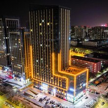 莫卡艺术酒店(日照兴业大学城夜市店)