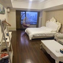 伯乐湾度假酒店(泰安万达广场店)