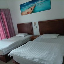 新南湾佬电梯住宿