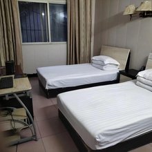 顺兴招待所(武昌火车站店)