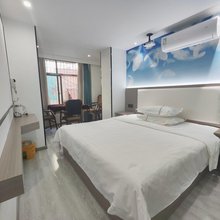 他她酒店(江汉路步行街店)
