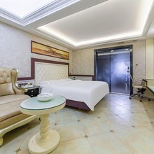 陆丰乔治主题酒店