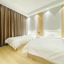 阿克苏托河宾馆(阿克苏老街夜市店)